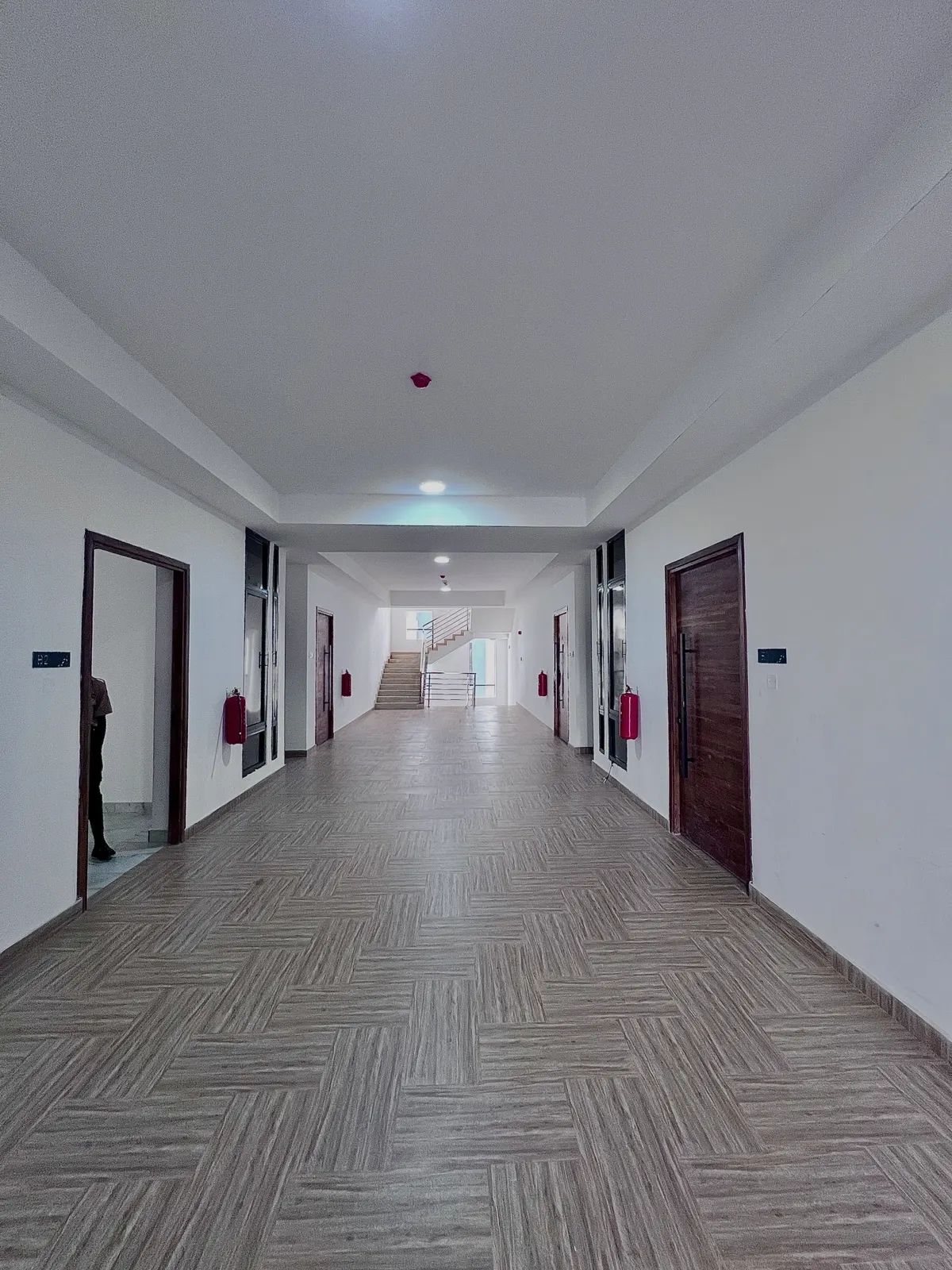 3-Bedroom Apartment + BQ, Lekki Phase 1 — photo 4