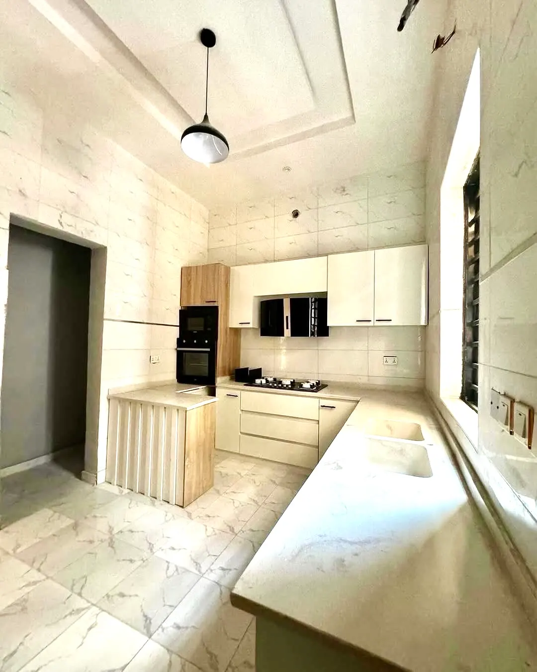 Spacious 4-Bedroom Terrace, Ikota — photo 5