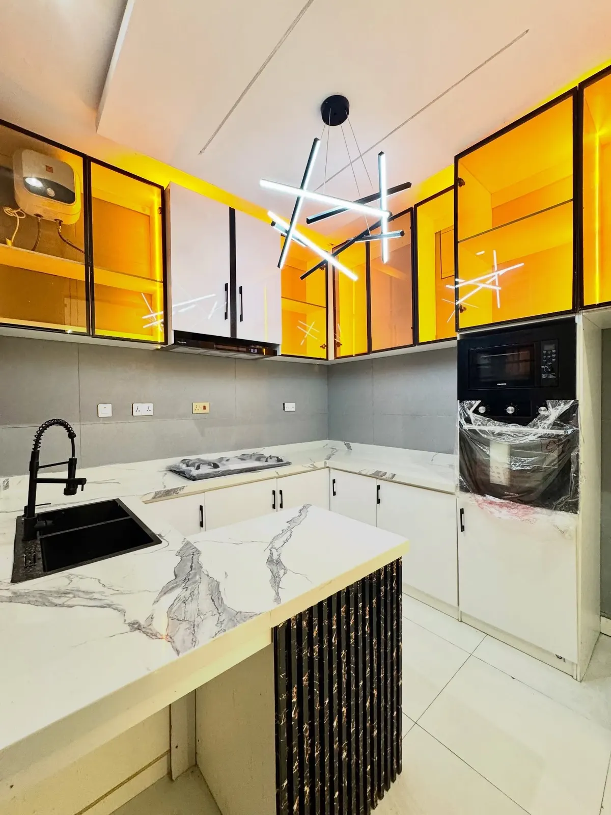 Contemporary 4-Bedroom Detached Duplex — photo 6