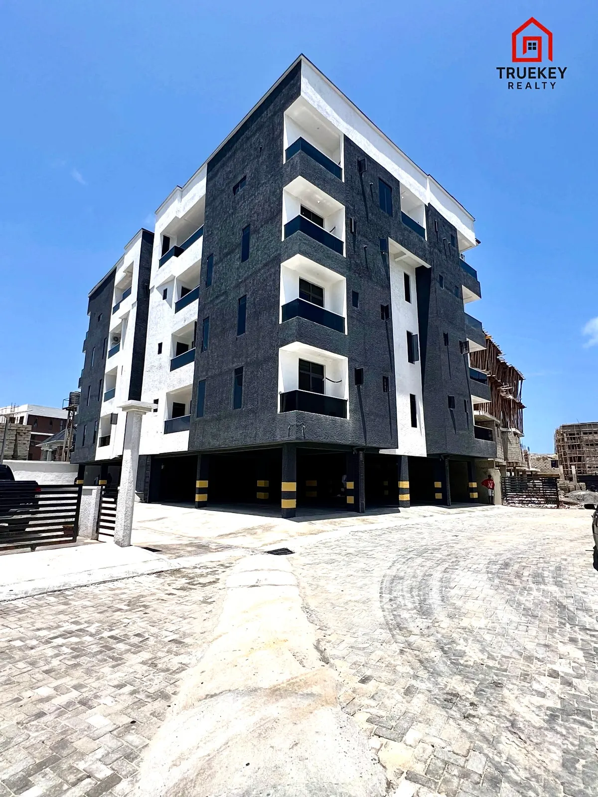 Serviced 2-Bedroom Apartment, Ikate